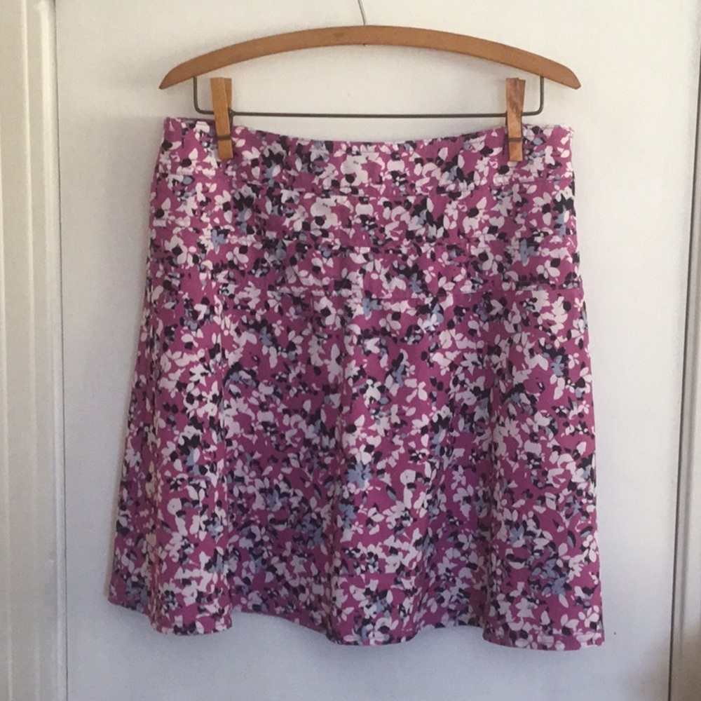 Izod Golf Skirt 10 Floral Ditsy Print